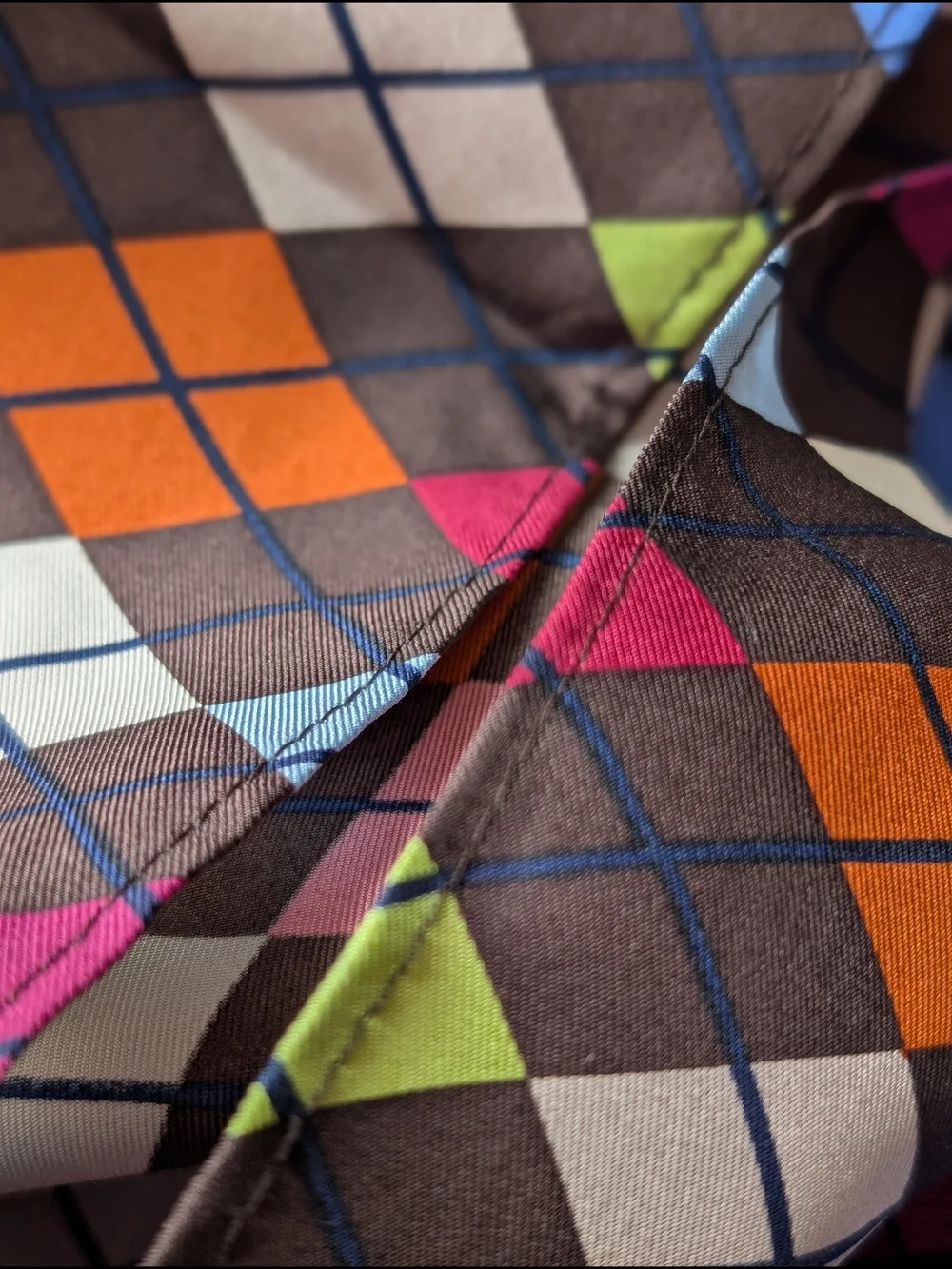 100% Silk Scarf Argyle Style Diamond Geometric 36x36